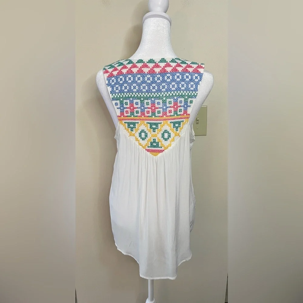 Lovestitch Women’s Bohemian Embroidery Tank Top V- Neck Size Medium. NWT - Picture 11 of 17